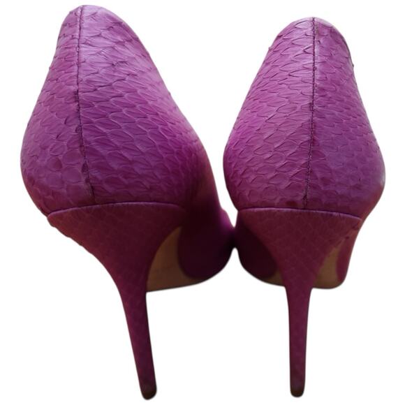 Brian Atwood Fuschia Purple Besame Snake Skin Pumps 38.5 - Picture 7 of 15